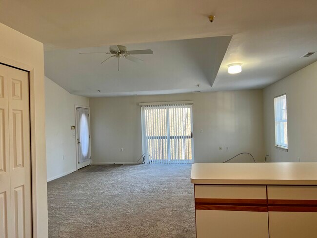 Photo - 8708 Macomb St