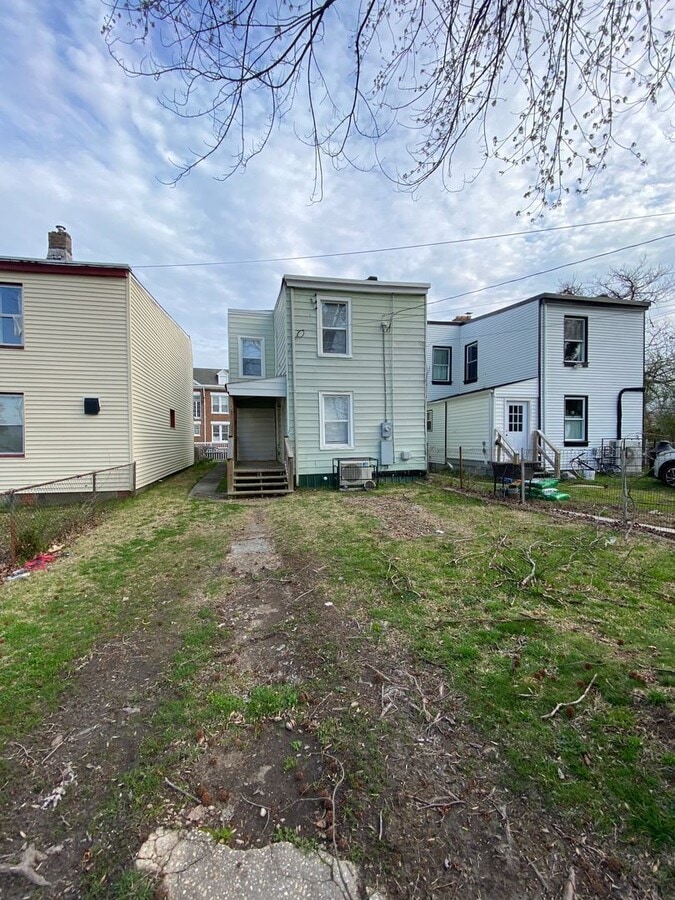 Photo - 207 Wellford St