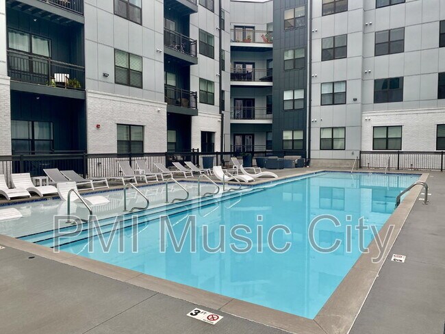 Building Photo - 1677 54th Ave N Unit Apt 134