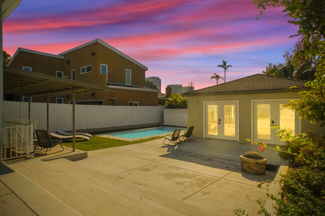 Photo - 1524 E Mariposa Ave