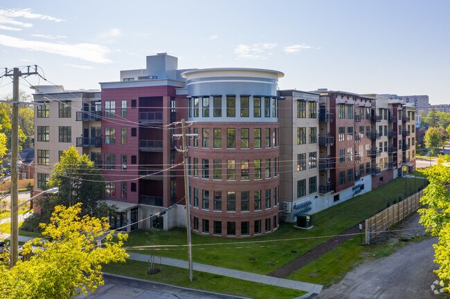 Photo - Kingsley Condominiums