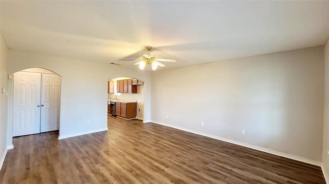 Photo - 3112 Travis St