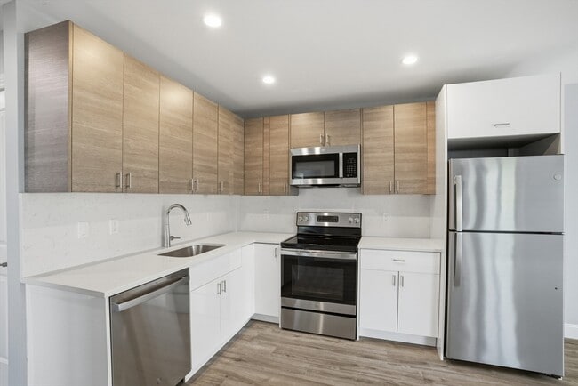 Photo - 632 Centre St Unit 301