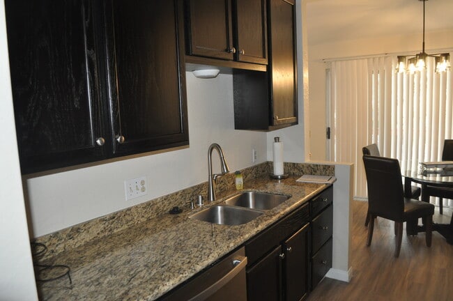 Photo - 4095 Rosenda Ct Unidad 249