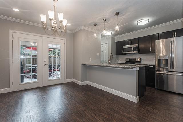 Photo - 3756 Vitruvian Way