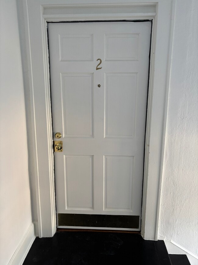 Photo - 5638 Richard Ave Unidad 2