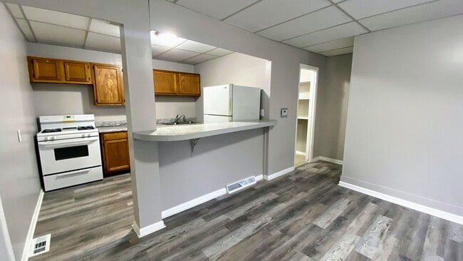 Photo - 1338 Muskegon Ave NW Unit Apt 1