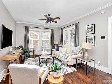 Photo - 1920 Woodcrest Ave