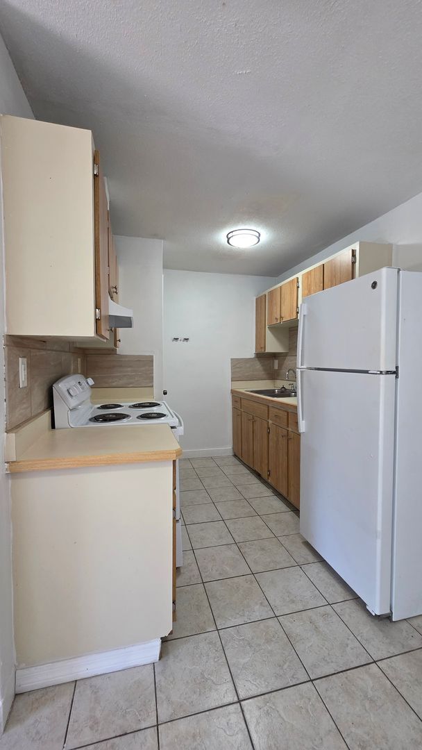 Photo - ** 1 Bedroom 1 Bath ** LIMITED TIME SPECIAL ** Unit 1828-33