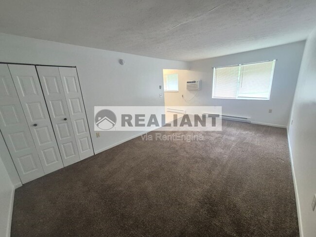 Photo - 918 Highland Ave Unit Apartment 9