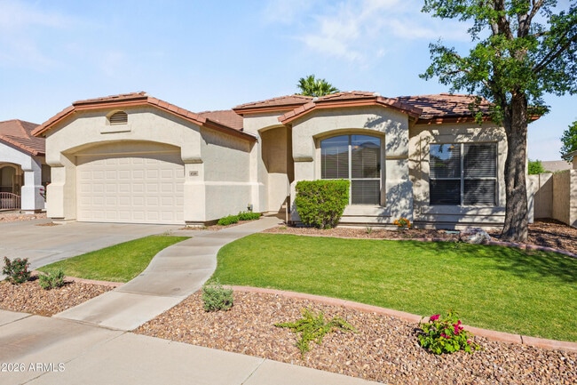 Building Photo - 6586 W Oraibi Dr