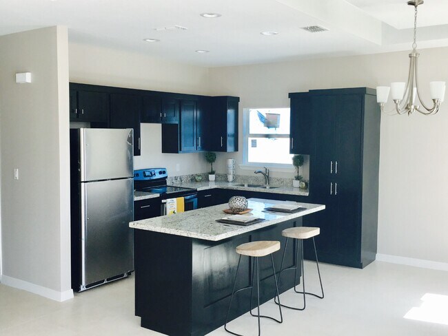 Photo - 3010 Javalina Ave