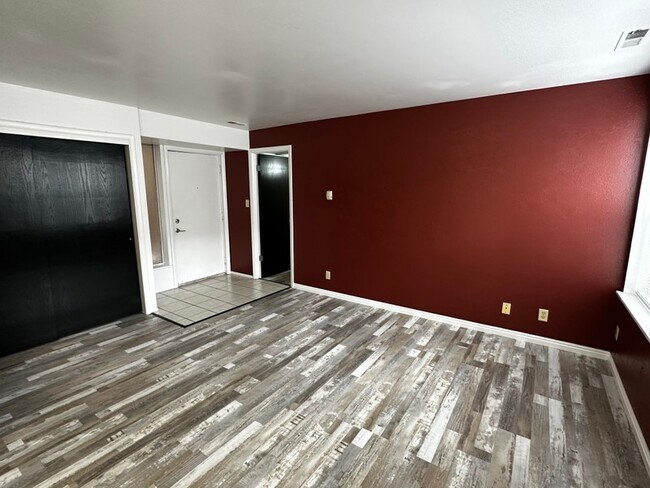 Photo - 4564 Harrison Blvd Unit 2