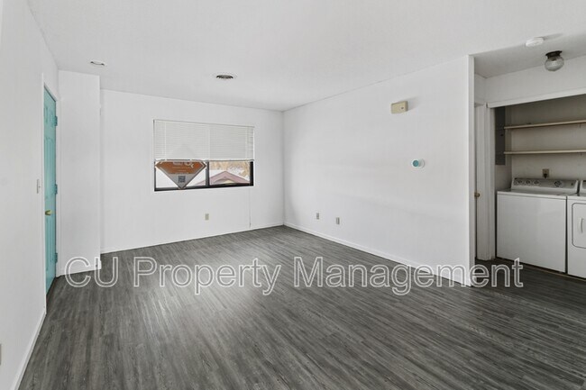 Photo - 1305 Christopher Cir Unit 8