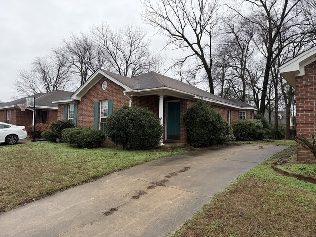 Photo - 2724 Garden Brook Ct