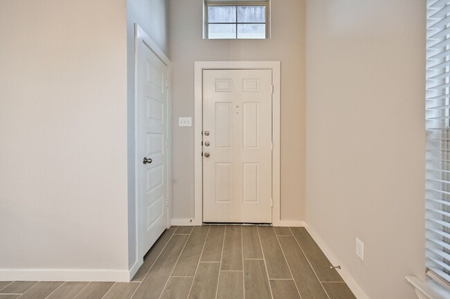Photo - 127 Wickersham