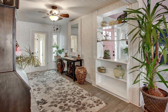 Photo - 5 Bedroom Home