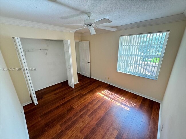 Photo - 7129 Crescent Creek Pl