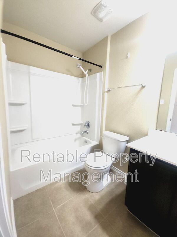 Photo - 5716 Hopkins Dr