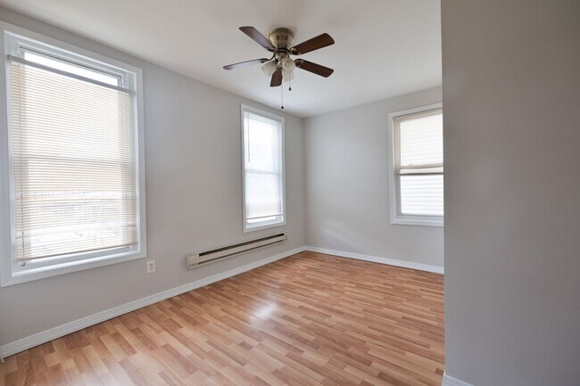 Photo - 524 N Preston St Unit 2F
