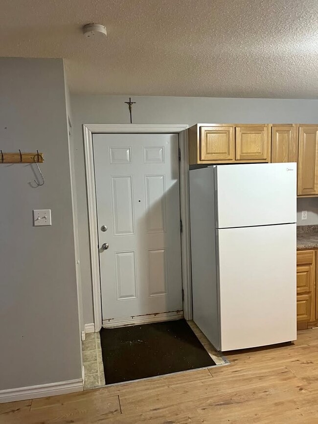 Photo - 10534 Rue Principale Unit 10534 - B