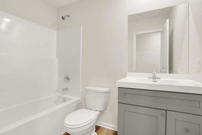 Photo - 3281 Madewell St