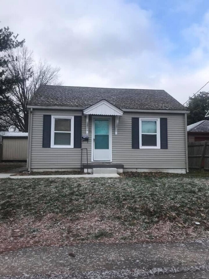 Photo - 327 Division St