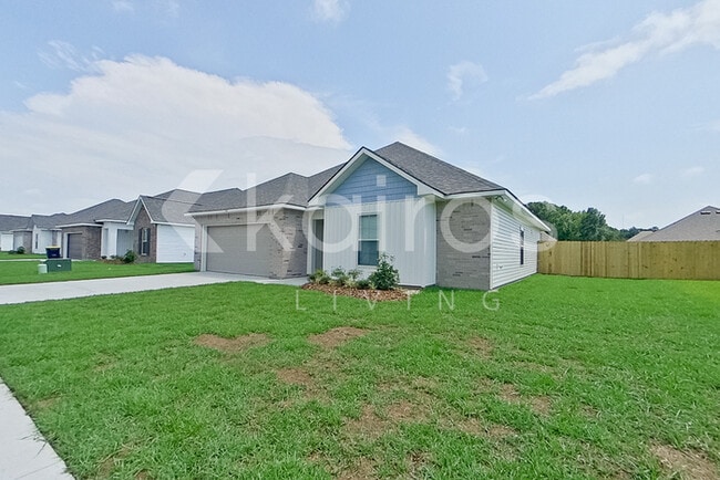 104 Rainfall Ln