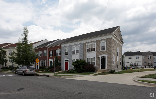 Building Photo - Henson Ridge Rental