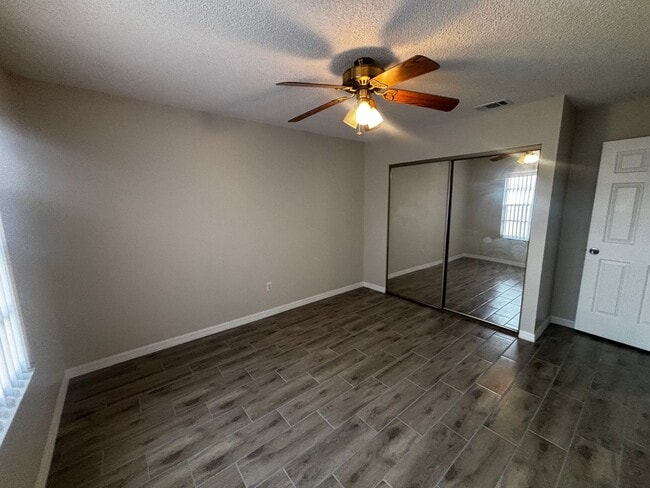 Photo - Newly Renovated 3/2 Home - Lake Joy/Magic ...