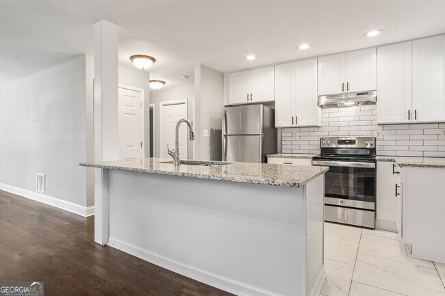 Photo - 1891 Stanton St