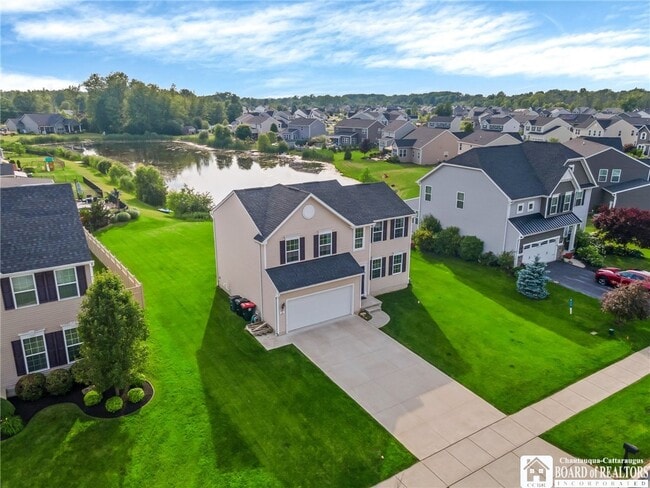 Photo - 27 Middlebury Ln