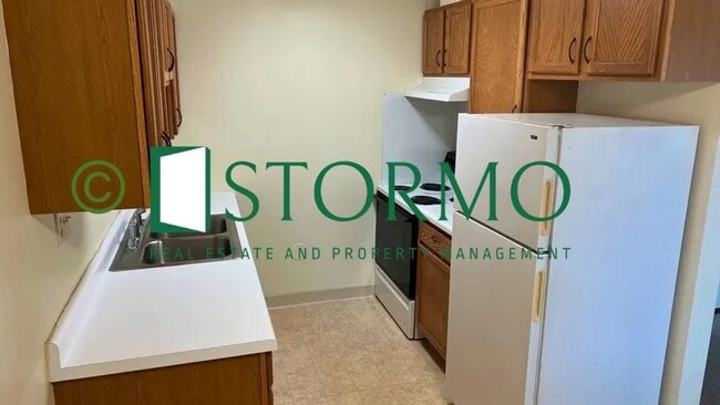 365 Baldwin Ave NW Unit 101