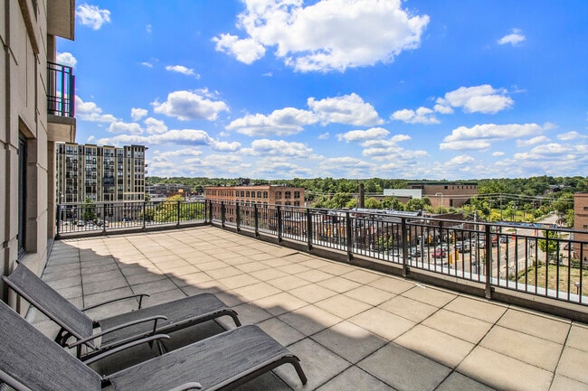 Photo - 111 N Ashley St Unidad 302