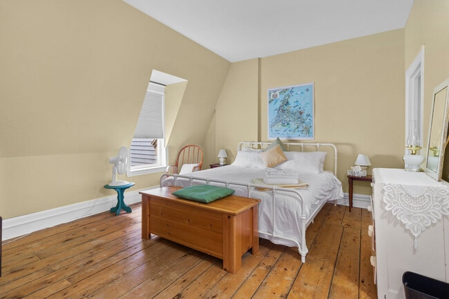 Photo - 79 Alexander St Unit SI FL3-ID1438811P