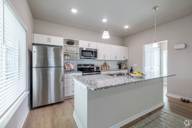 3BR, 2.5BA – 1,326SF - Kitchen
