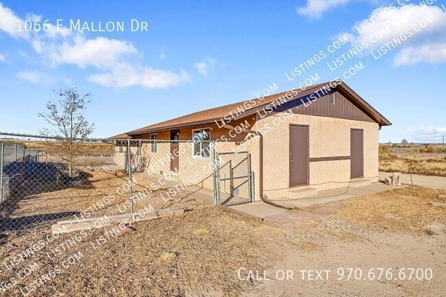 Photo - 1066 E Mallon Dr