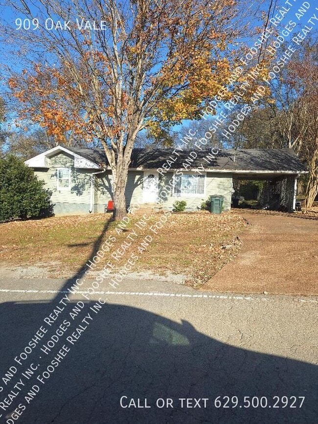 Photo - 909 Oak Vale Dr