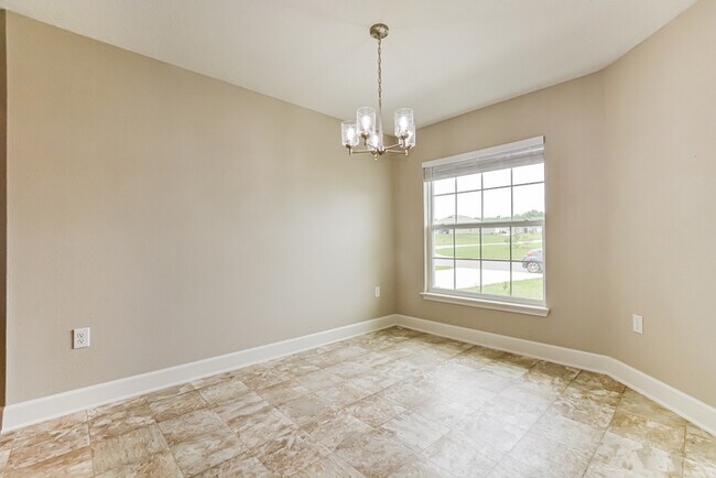 Photo - 511 Edith Dr