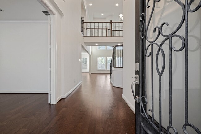 4055 Woodland Meadow Dr