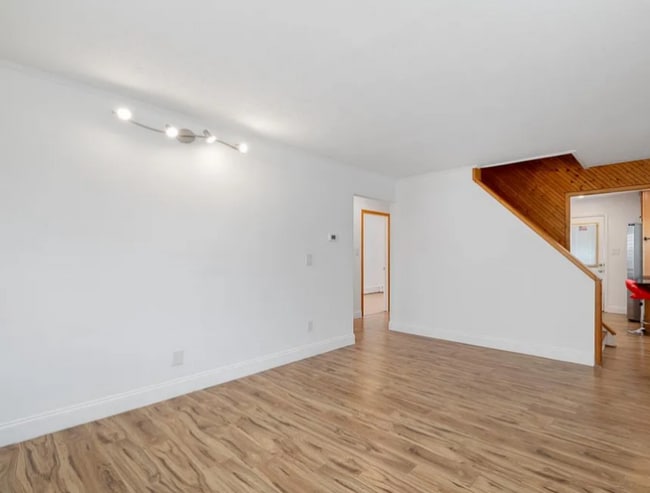 Photo - 185 Plainfield Ave