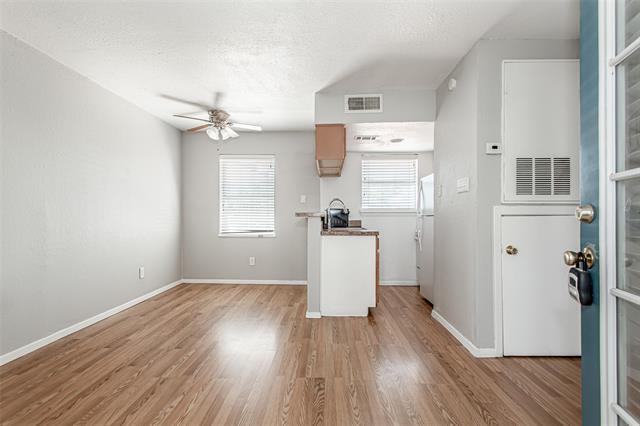 Photo - 1901 N Fitzhugh Ave Unidad 16