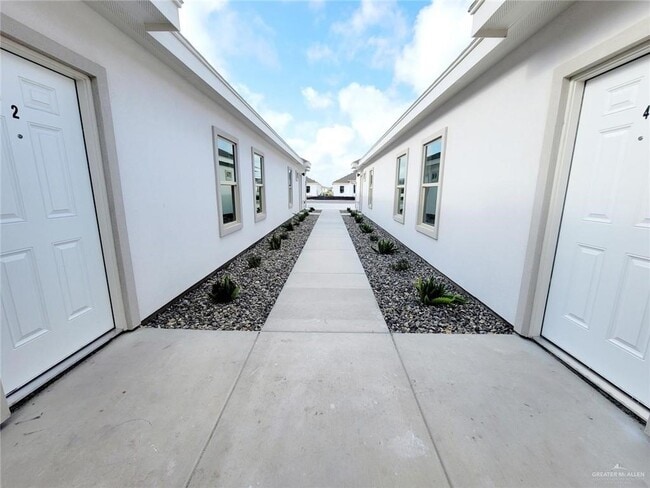5805 Sandpiper Ave Unidad 4