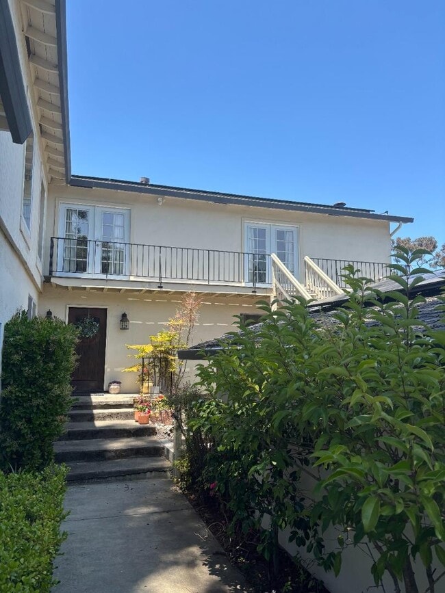 Photo - 252 Devonshire Blvd Rental