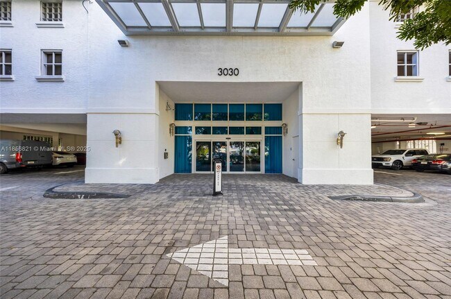 Photo - 3030 NE 188th St Unit 602