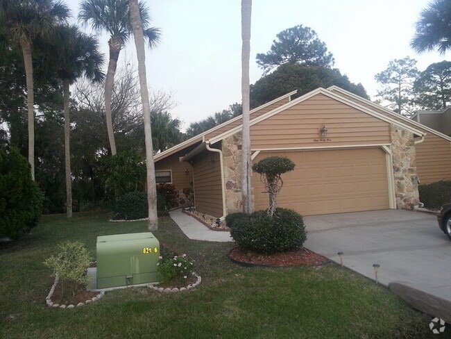 Building Photo - 145 Gull Cir N Rental