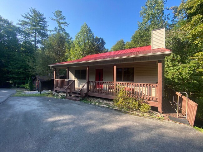 Photo - 414 Laurel Trace Rd