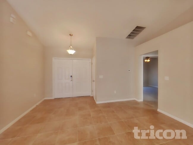 2257 Barn Owl Ave