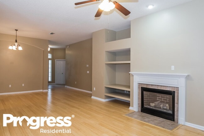 Photo - 128 E Blackjack Branch Way