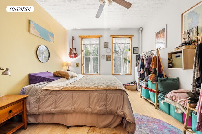 Photo - 1155 82nd St